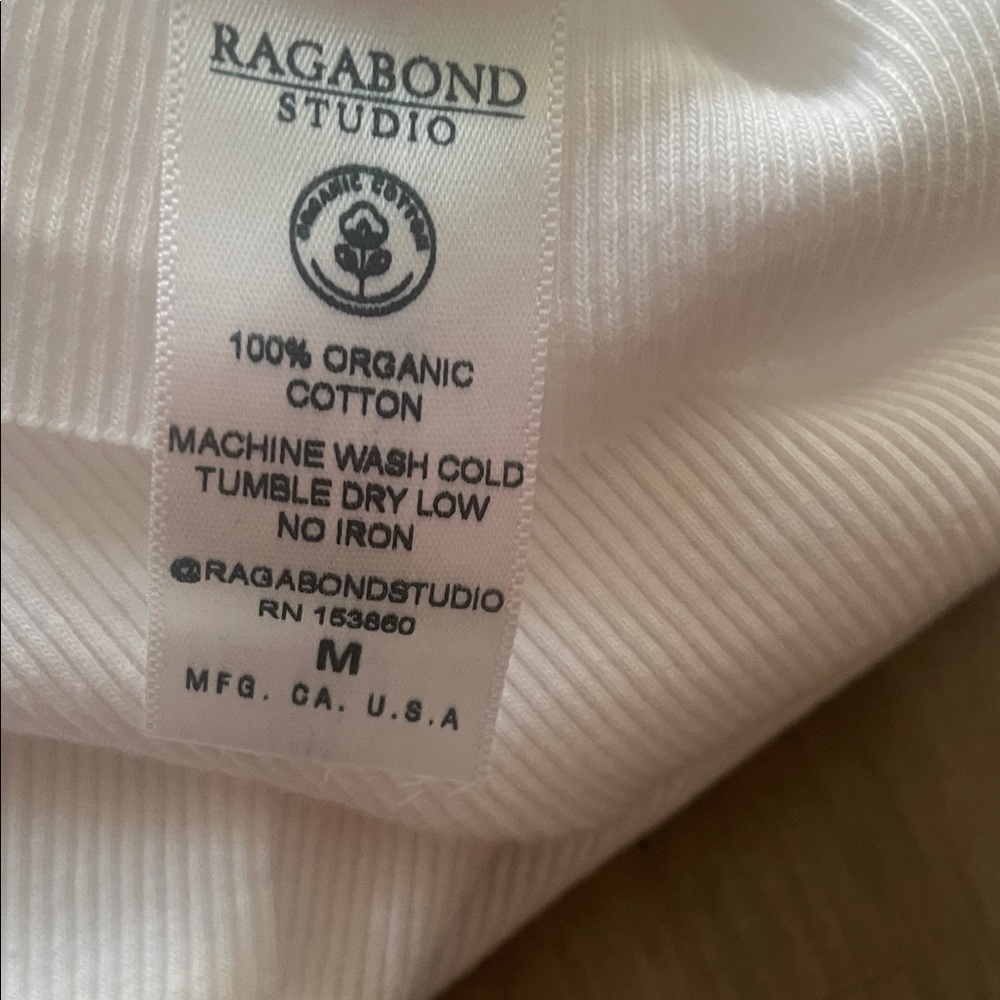 Free People Ragabond White Tank Top with Octopus Design - Picture 6 of 7